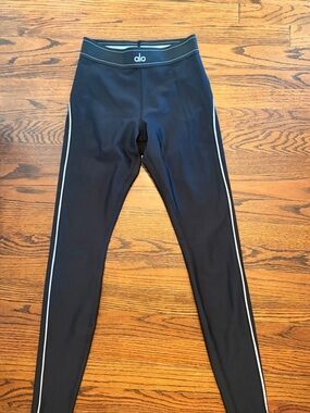 Alo Airlift Black Leggings